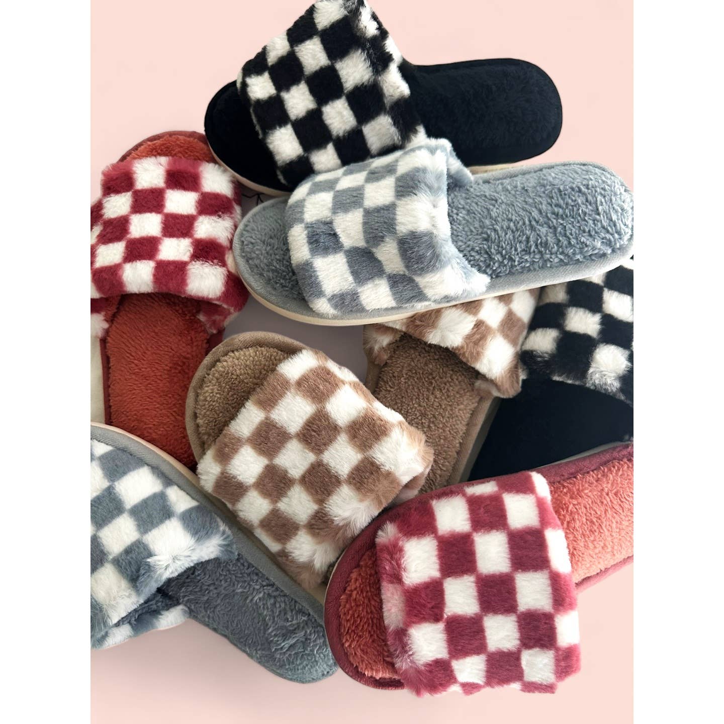 Checkered Pattern Cozy Slippers